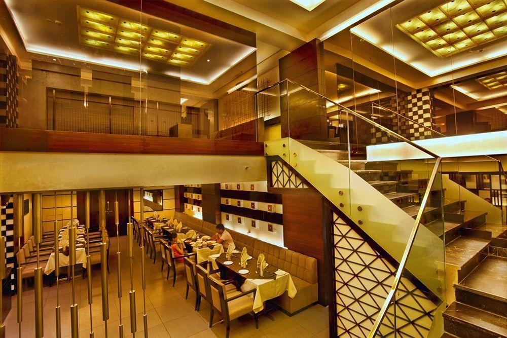Hotel Caspia Pro Greater Noida Bagian luar foto
