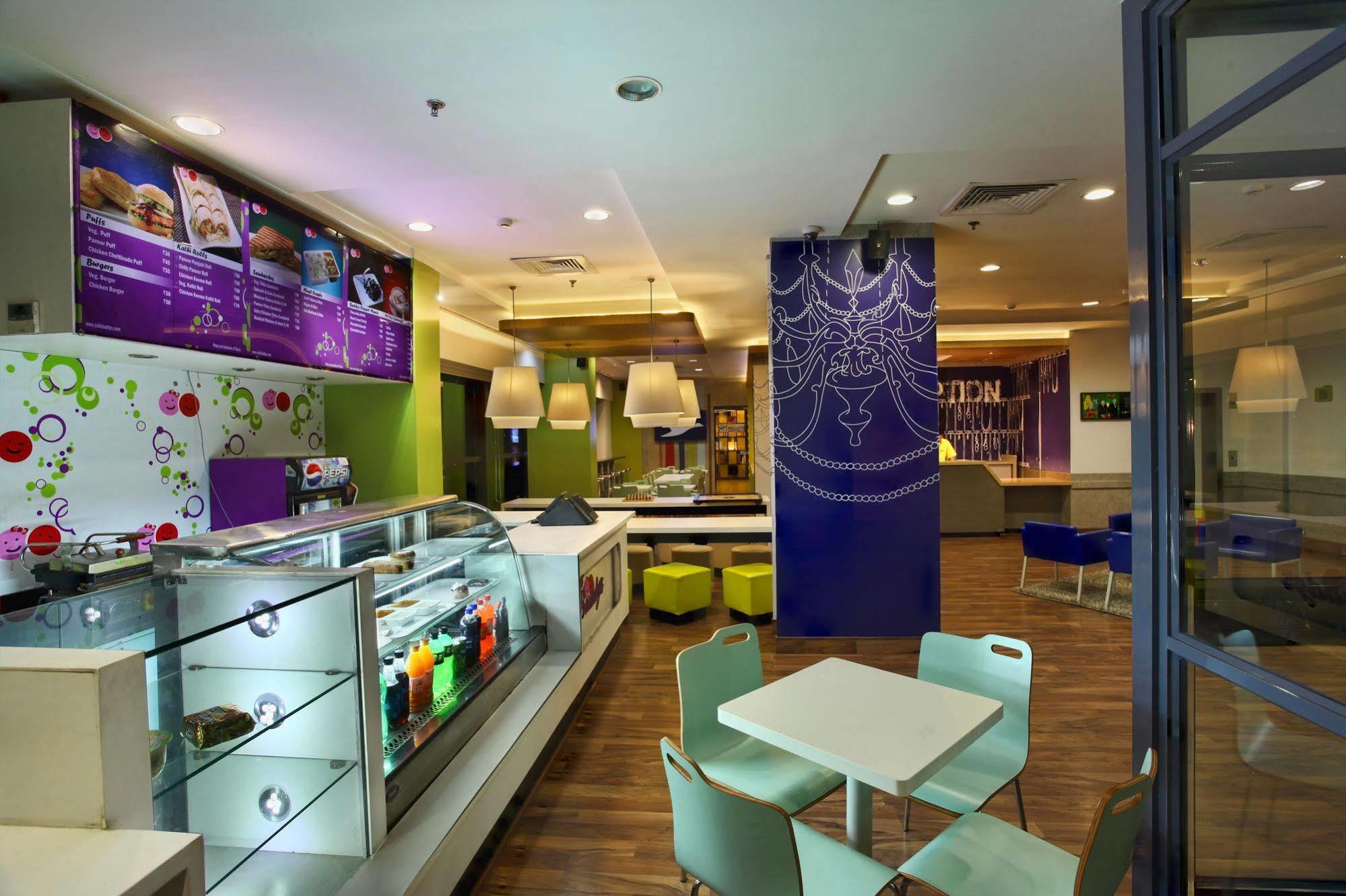 Hotel Caspia Pro Greater Noida Bagian luar foto